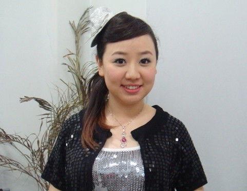 关凌家庭背景,出身名门,传承家族荣耀的影视新星