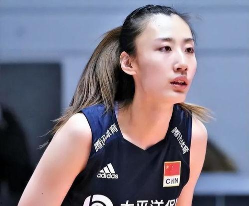 倪雅伦家庭背景,出身名门，传承家族荣耀的杰出青年